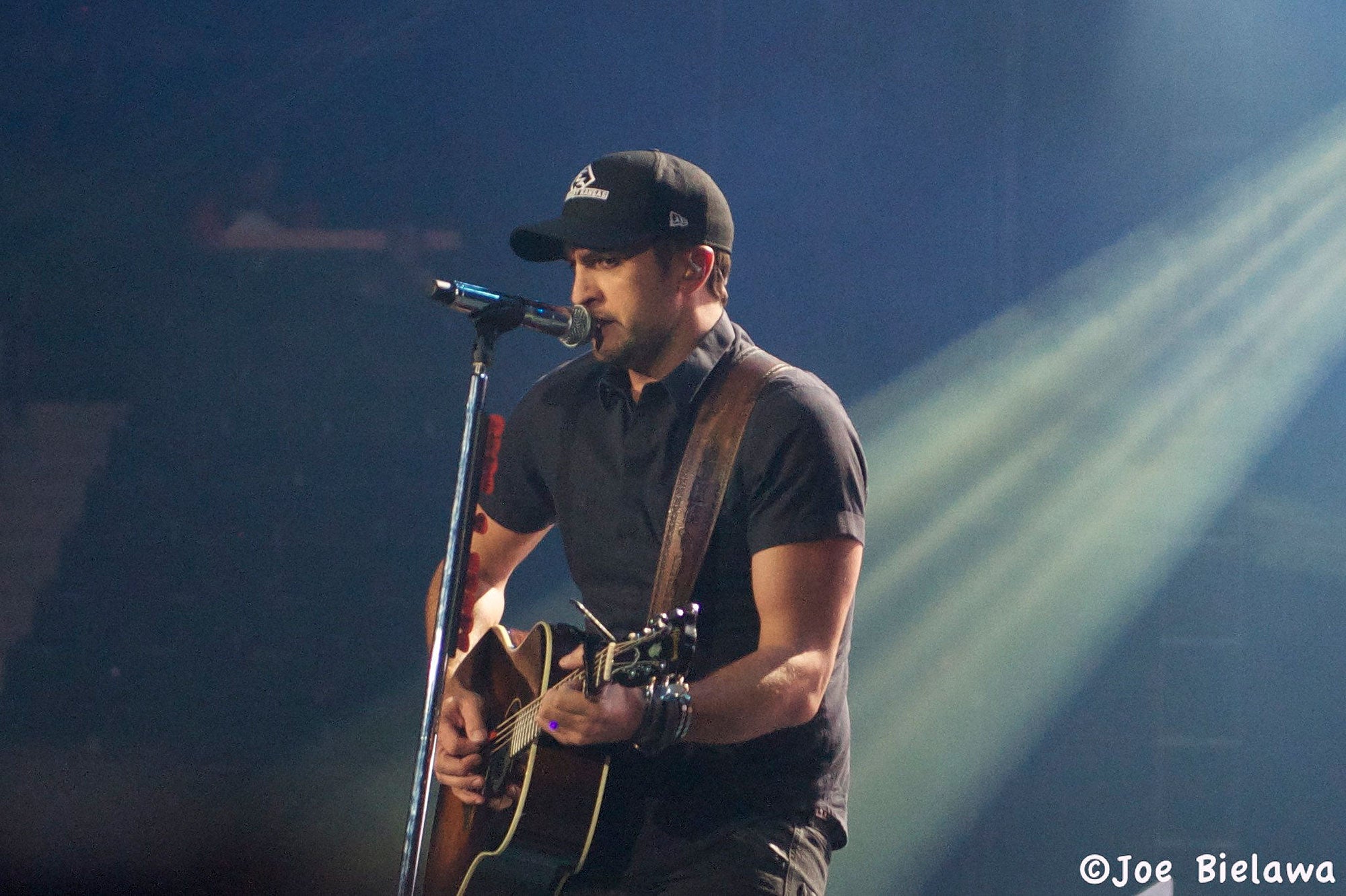 Luke Bryan announces 2023 Farm Tour to kick off in Kentucky AGDAILY