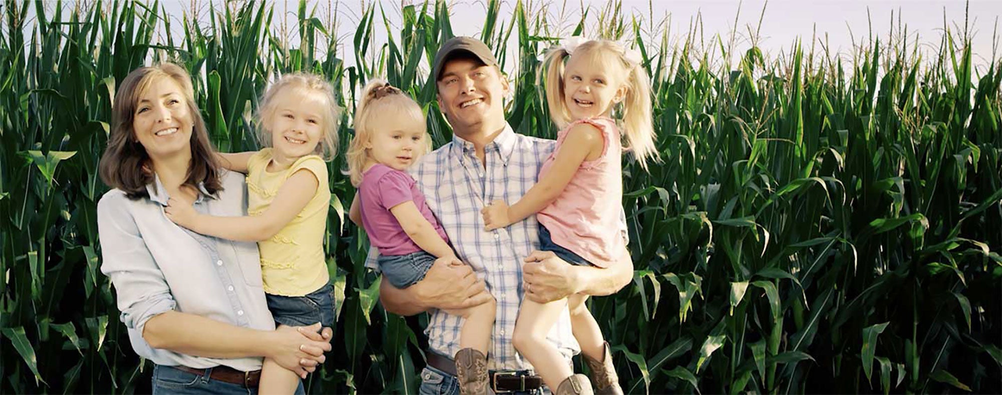 Illinois corn farmers go on offense during the big game | AGDAILY