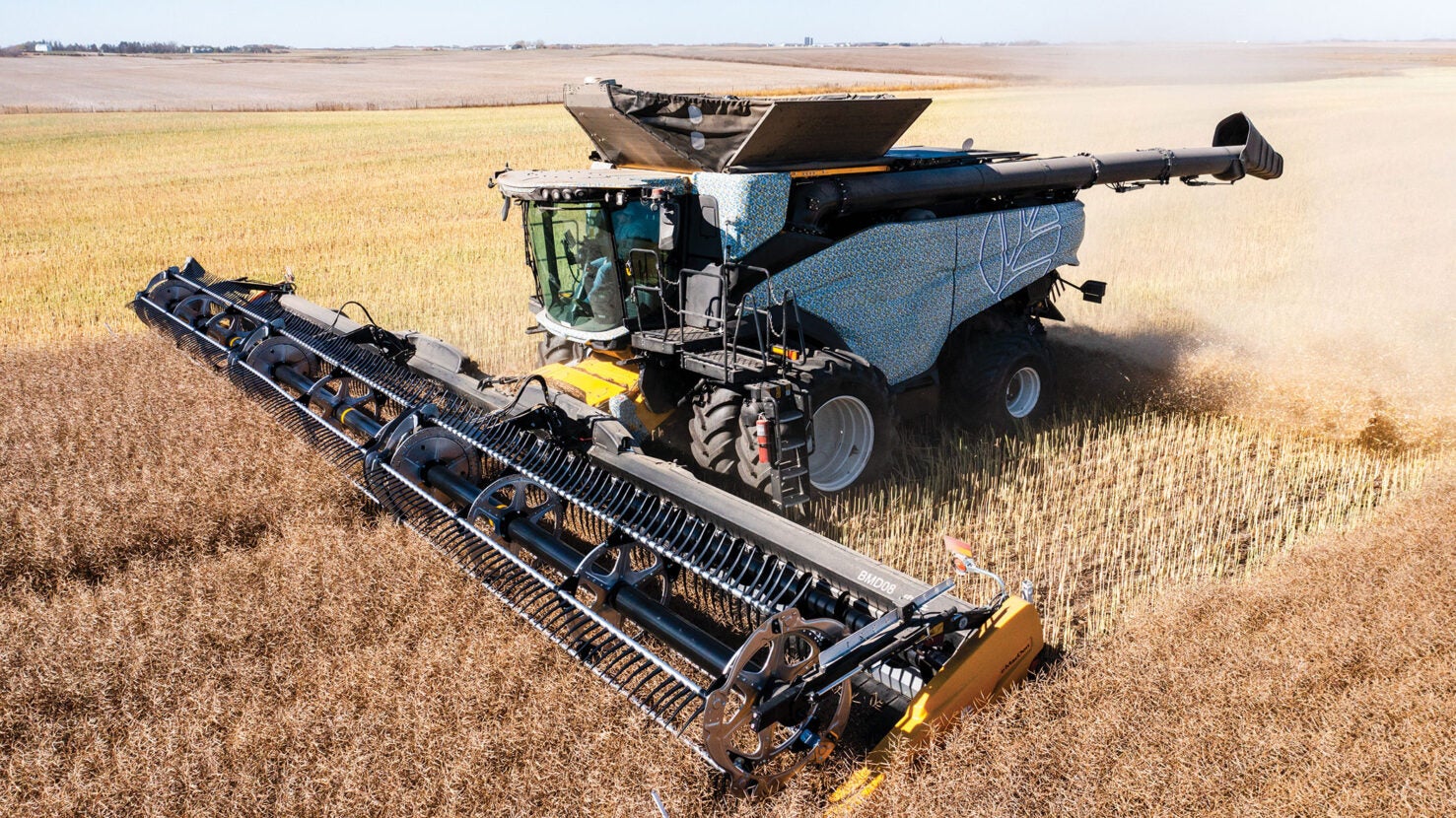 New Holland debuts the CR11, its next-gen flagship combine | AGDAILY