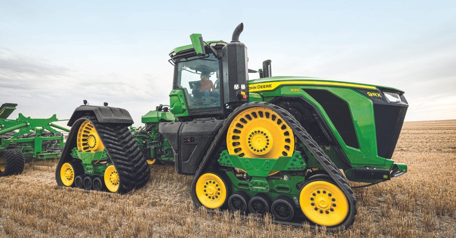 John Deere's new 9RX tractor models include 830 hp | AGDAILY