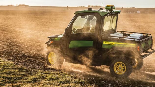 John Deere Gator