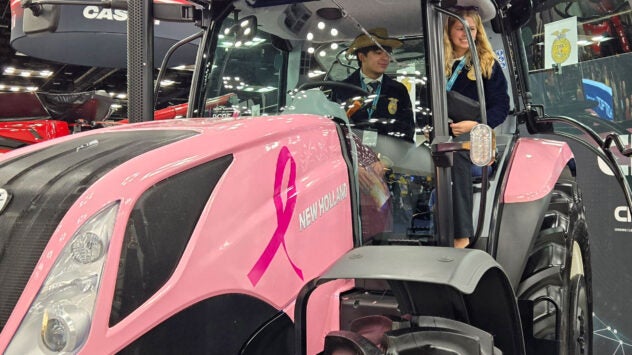 new-holland-pink-tractor